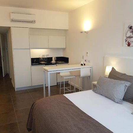 Rental Suites กัมปาเนีย ภายนอก รูปภาพ