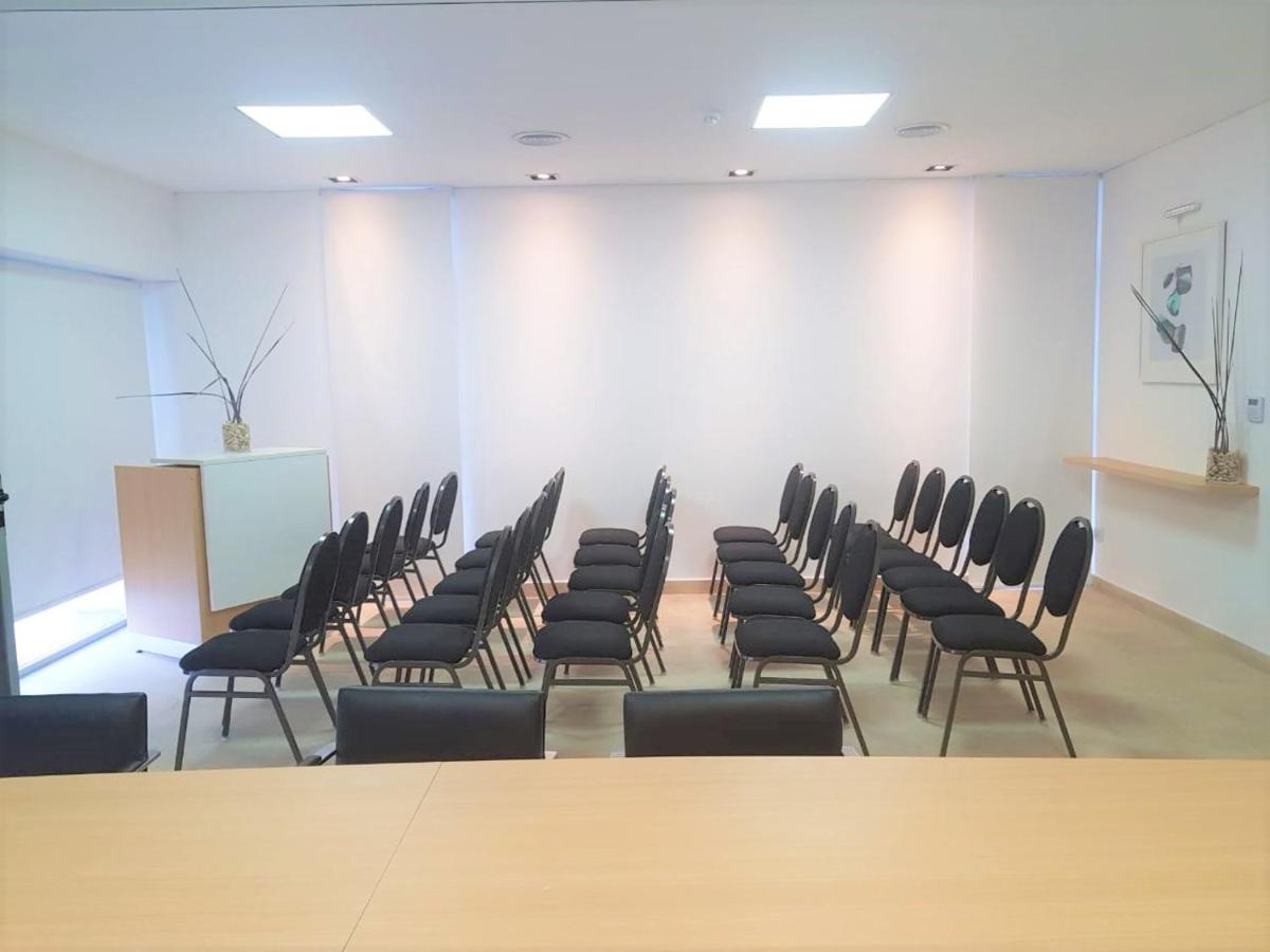 Rental Suites กัมปาเนีย ภายนอก รูปภาพ