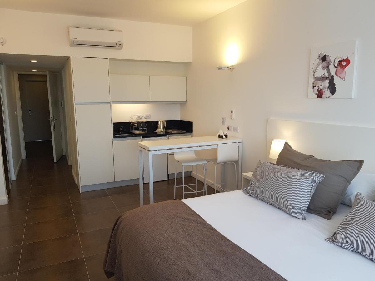 Rental Suites กัมปาเนีย ภายนอก รูปภาพ